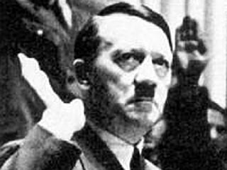 Адольфа Гитлера лишили звания почетного горожанина австрийского города Хаслах