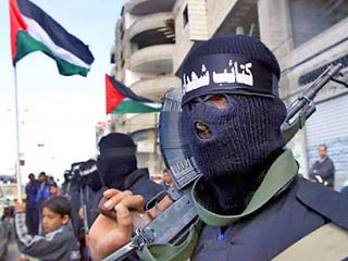 Представители палестинских движений "Фатх", "Хамас" и организации "Исламский джихад" подготовили проект так называемого "национального плана". Он, в частности, определяет структуру управления в секторе Газа