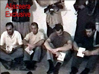 Четверо итальянских граждан взяты в заложники в Ираке. Их похитители требуют вывода воинского контингента Италии из страны. Об этом сообщил телеканал Al-Jazeera, который показал видеозапись с заложниками