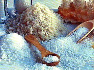 Жители эстонской столицы мешками скупают сахар и соль. Причиной ажиотажа стали слухи о том, что после вступления страны в ЕС цены на эти продукты мгновенно поднимутся, пишет газета "Эстония"