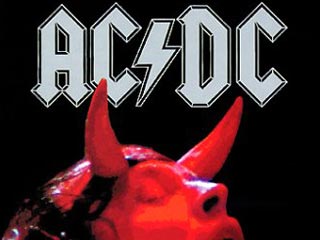 С особой настойчивостью "в эфир" выдаются композиции группы AC/DC