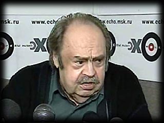 В Москве после продолжительной болезни скончался журналист Александр Бовин