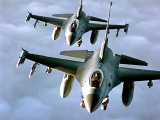 Два самолета F-16 Королевских голландских ВВС 1 мая были подняты по тревоге в связи с появлением в воздушном пространстве Нидерландов неизвестного Boeing-737