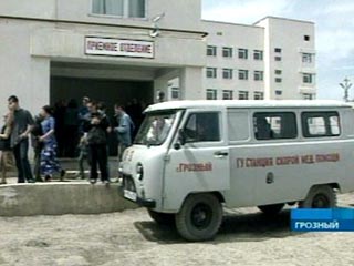 В больницах Чечни остаются 33 раненых при теракте в Грозном