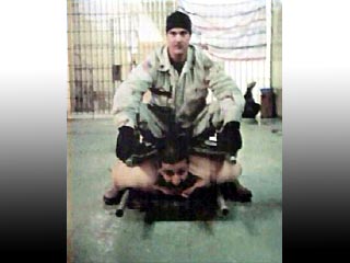 Пентагон располагает фотографиями, на которых американские солдаты насилуют иракцев раскаленными железными прутьями, а также ряд других, абсолютное большинство из которых никогда не будет опубликовано из-за их крайней жестокости