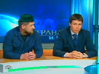 Выступая в прямом эфире программы "Страна и мир" Кадыров заявил, что баллотироваться ему "закон не позволяет, Конституция у нас принята народом"