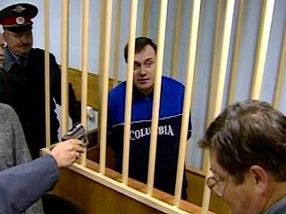 Московский окружной военный суд приговорил бывшего полковника ФСБ, а ныне адвоката Михаила Трепашкина к четырем годам лишения свободы