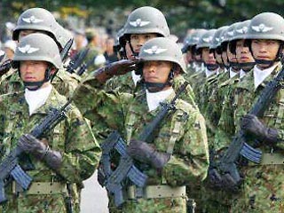 Японские военнослужащие в 2003 году совершили 74 самоубийства, в том числе с применением табельного оружия, говорится в распространенном сегодня в парламенте страны докладе Управления обороны