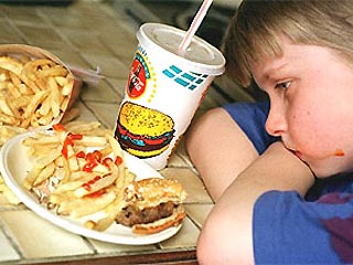 Самый страшный случай, зафиксированный в отчете - смерть от сердечного приступа, вызванного чрезмерным ожирением, трехлетней девочки