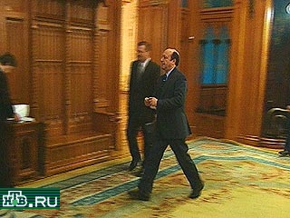 Сегодня в Москве начались переговоры главы российского МИДа Игоря Иванова и министра обороны ФРГ Рудольфа Шарпинга