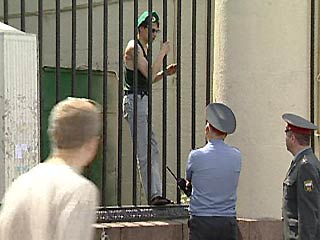 В Москве в День пограничника милиция усилит охрану общественного порядка в традиционных местах гуляния бывших военнослужащих