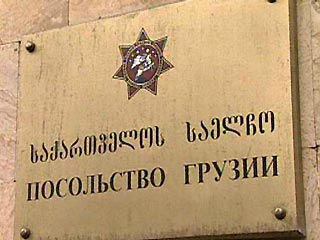 У секретаря посольства Грузии в Москве угнали Volkswagen Passat