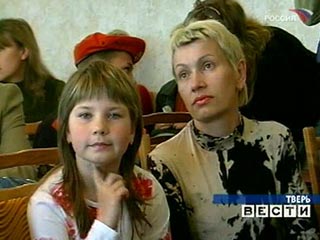 Второклассница Саша Ершова, спасшая трехлетнюю девочку в "Трансваале", награждена медалью (Рассказ Саши)