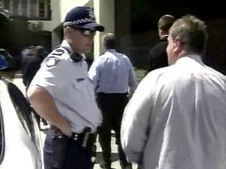 Полиция австралийского города Мельбурн получила право прямо на улице штрафовать секс-туристов. Так в Австралии называют приезжающих в местный квартал "красных фонарей" любителей поглазеть на жриц любви