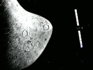Зонд Rosetta нашел воду в атмосфере кометы Линеара