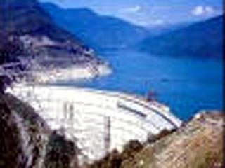Энергосистема Грузии лишилась 50 мегаватт электроэнергии в связи с тем, что после полудня в среду аварийно отключилась одна из ГЭС каскада Ингури-ГЭС
