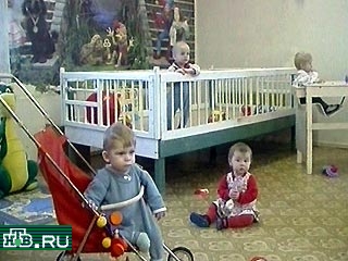 Журналисты обвинили губернатора Псковской области в отказе от больного ребенка.
