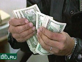 Сотрудники грузинской полиции изъяли 100 тыс. фальшивых долларов.
