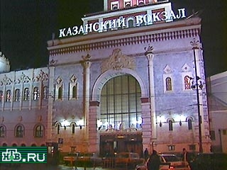 Предварительная экспертиза подозрительного предмета, обнаруженного минувшим вечером в Москве на Казанском вокзале, показала, что это не взрывное устройство