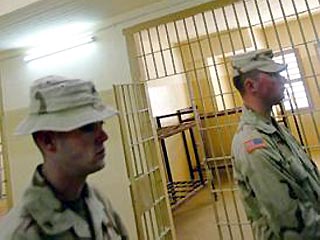 Военный трибунал США в Ираке запретил сносить тюрьму "Абу-Грейб", вопреки обещанию Буша