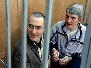 Процесс по Ходорковскому-Лебедеву отложен до 12 июля