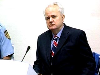 Процесс над Слободаном Милошевичем отложен до 14 июля