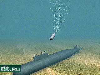 Всю ночь не прекращались попытки спасательных служб пристыковать спускаемый подводный аппарат к аварийному люку "Курска"