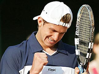 Андреев вышел в полуфинал Allianz Suisse Open