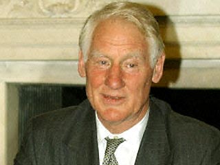 Данные британской разведки при подготовке войны в Ираке были ошибочными, утверждает лорд Батлер