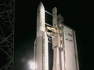 Ракета Ariane-5 вывела на орбиту крупнейший телекоммуникационный спутник ANIK F2
