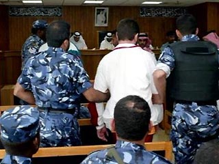 Апелляционный суд Катара в среду приступит к рассмотрению апелляции защиты двух российских граждан, приговоренных к пожизненному заключению по обвинению в убийстве в Дохе эмиссара чеченских сепаратистов Зелимхана Яндарбиева