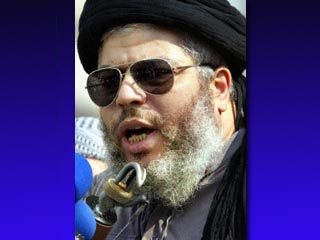 Абу Хамза обвиняется в попытке создать на территории США лагерь подготовки террористов