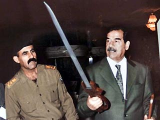 У бывшего президента Ирака Саддама Хусейна был собственный поезд, в котором все детали и инструменты были сделаны из золота