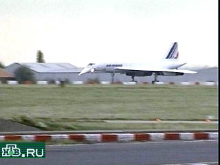 Сверхзвуковой пассажирский самолет Concorde сегодня прибывает в парижский международный аэропорт Руасси по завершении двухнедельных наземных технических испытаний на базе французских ВВС