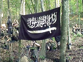 Боевики в Чечне связаны с "Аль-Каидой", утверждают британские парламентарии