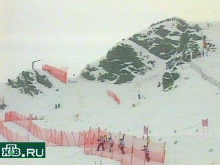 Снегопад и сильный ветер помешали проведению гонок на чемпионате мира по горным лыжам