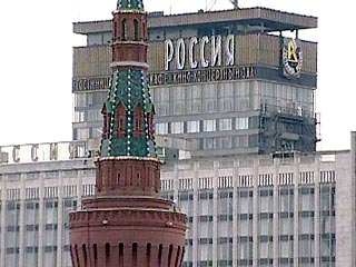 Лужков принял решение о сносе гостиницы "Россия"