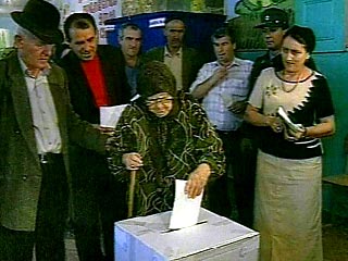 Выборы в парламент Чечни могут провести в марте 2005 года