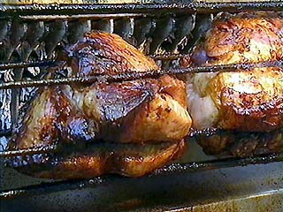 В Салехарде (Ямало-Ненецкий автономный округ), несмотря на принятые властями меры, растет число отравившихся куриным мясом