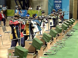 Россиянка Любовь Галкина заняла первое место на соревнованиях по стрельбе из произвольной пневматической винтовки с 50 метров из трех положений на Олимпиаде в Афинах