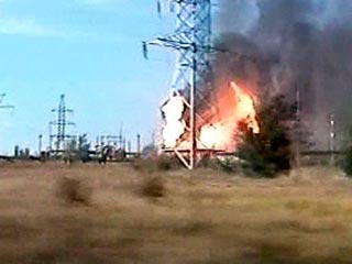 В Оренбурге тушат пожар на химическом заводе, где взорвалась установка по производству пропана