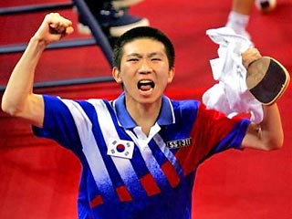 Кореец Рю Сын Мин выиграл золотую медаль на олимпийском турнире по настольному теннису в одиночном разряде