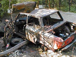 В Ульяновской области шесть человек погибли из-за технической неисправности старого автомобиля, на котором, по словам очевидцев, не было ни одной фары, а пассажиры освещали дорогу карманным фонариком