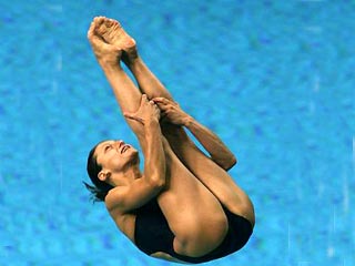 Россиянка Юлия Пахалина завоевала "бронзу" на соревнованиях по прыжкам в воду с трехметрового трамплина на Олимпиаде в Афинах