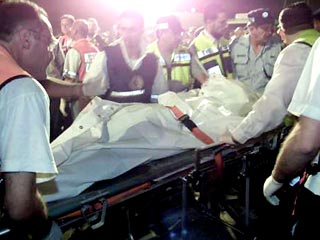 В Израиле поздно вечером в четверг пассажирский автобус подорвался на взрывном устройстве
