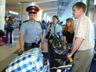 В "Домодедово" признали, что не проводят стопроцентную проверку багажа на предмет наличия взрывчатки