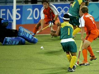 Мужская сборная Австралии выиграла олимпийский турнир по хоккею на траве