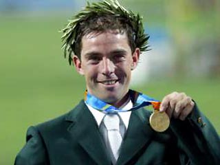 Ирландский наездник Шон О'Коннор, принес сборной своей страны первую золотую медаль на Олимпийских Играх в Афинах