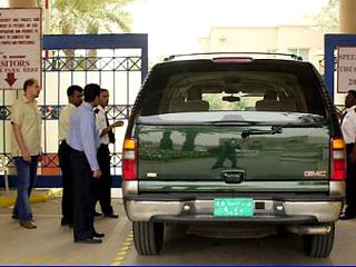В Саудовской Аравии неизвестные обстреляли автомобиль консульства США