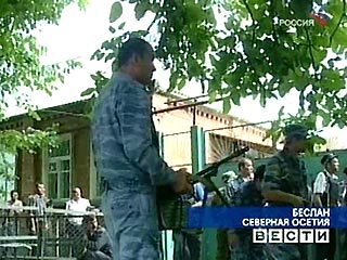 Среди заложников в Осетии есть журналистка